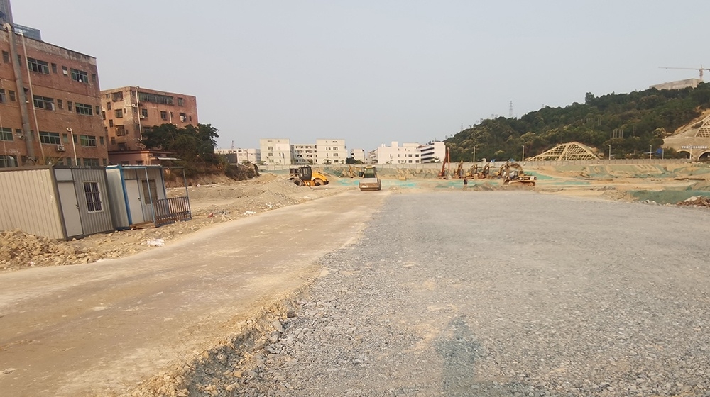 深圳龍崗區(qū)云科智慧園生態(tài)超疏水土施工便道
